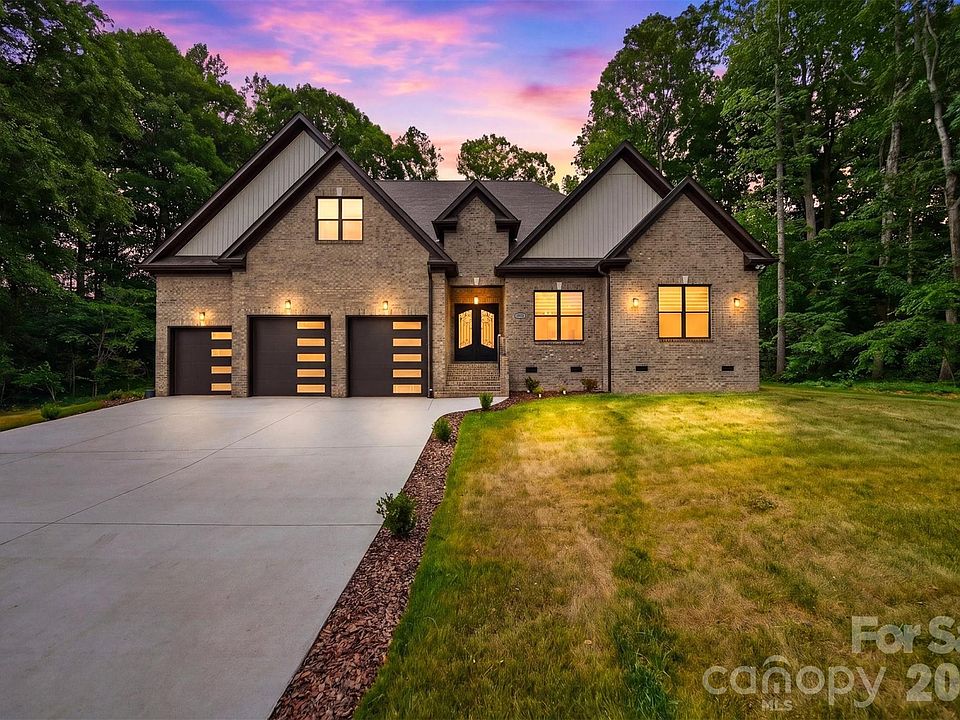 1st image of 3802 Lyle Creek Ave NE