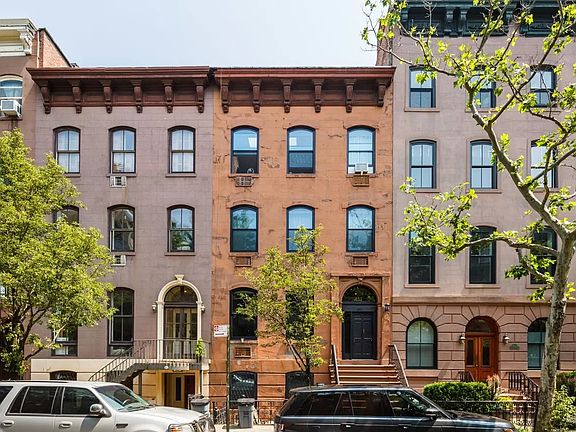 5th image of 310 W 22nd St APT 4