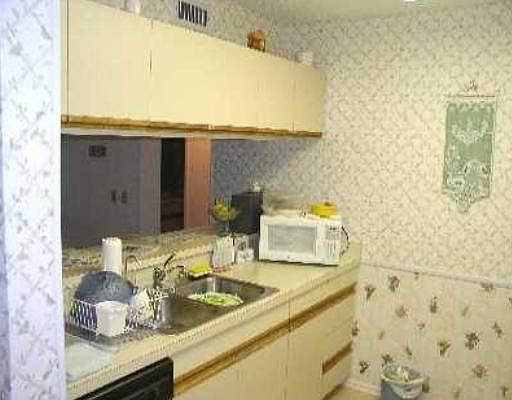 5th image of 7 Plantation Dr APT 203