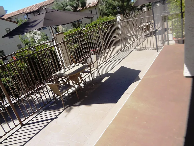 Strathmore Regency — Photo 52