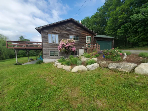 19 Broadview Heights Drive, Readfield, ME 04355