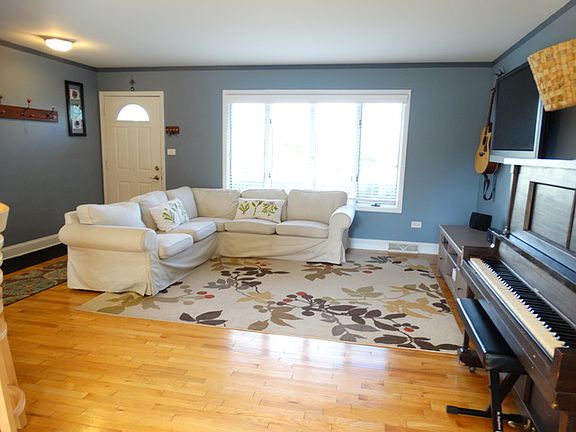 4th image of 13603 W Larkspur Dr