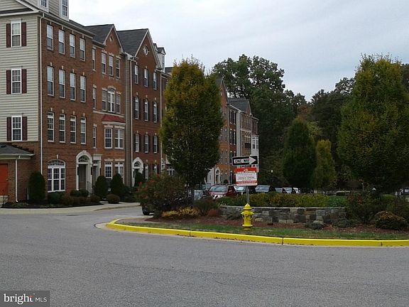 3rd image of 325 Munahan Cir Unit A