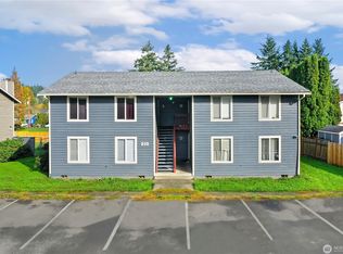 210 Portland Ct SW #C, Pacific, WA 98047