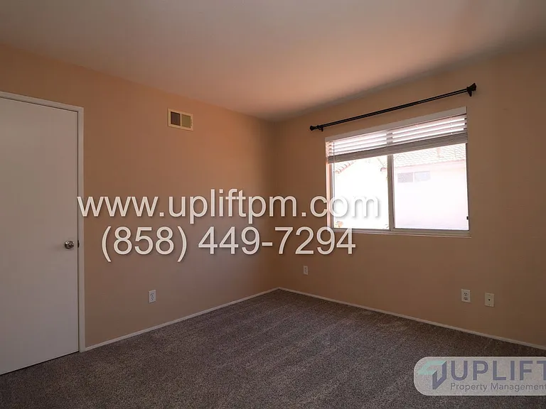 8281 Gold Coast Dr #3 — Photo 8