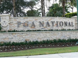 50 Admirals Ct, Palm Beach Gardens, FL 33418
