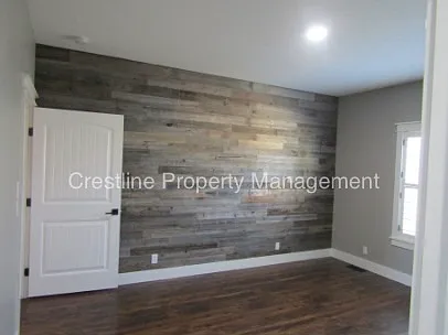 Cobblestone Court - 67 — Photo 4