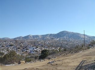 7986 Stephenson Ln, Yucca Valley, CA 92284