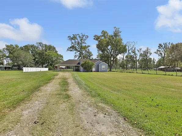 1303 Fm 1409, Dayton, TX 77535