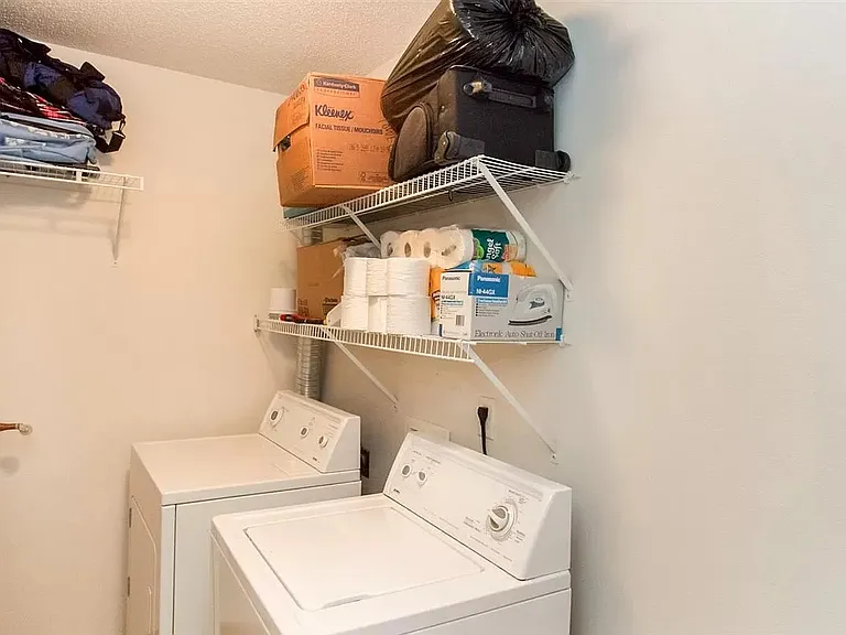 73 Primrose Ct — Photo 12