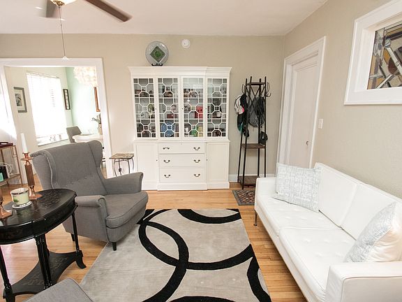 4th image of 130 4th Ave N APT 503