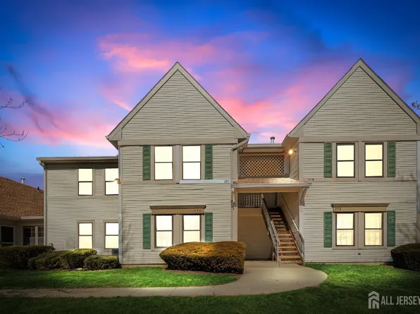 274 Hatfield Ln, East Brunswick, NJ 08816
