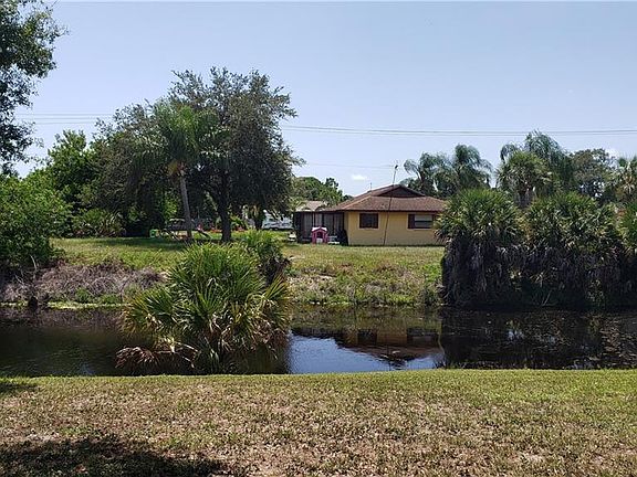 3rd image of 6097 Roberta Dr