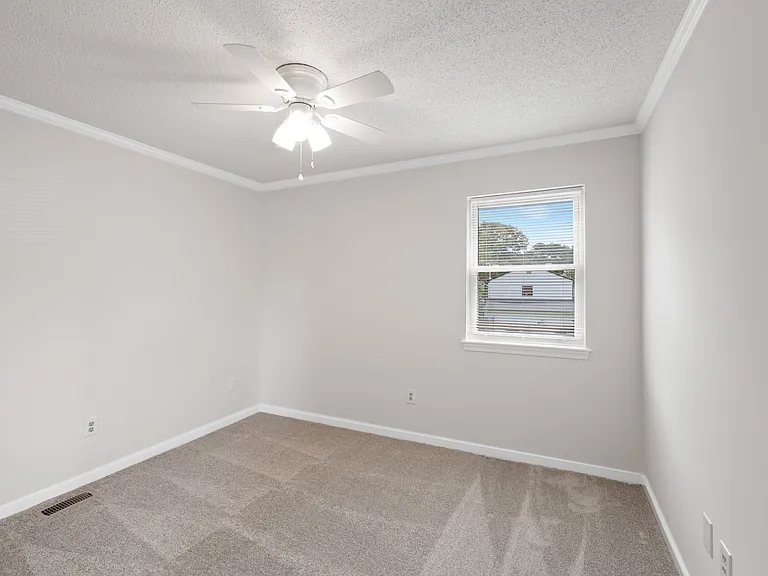 1768 Olympic Dr — Photo 29