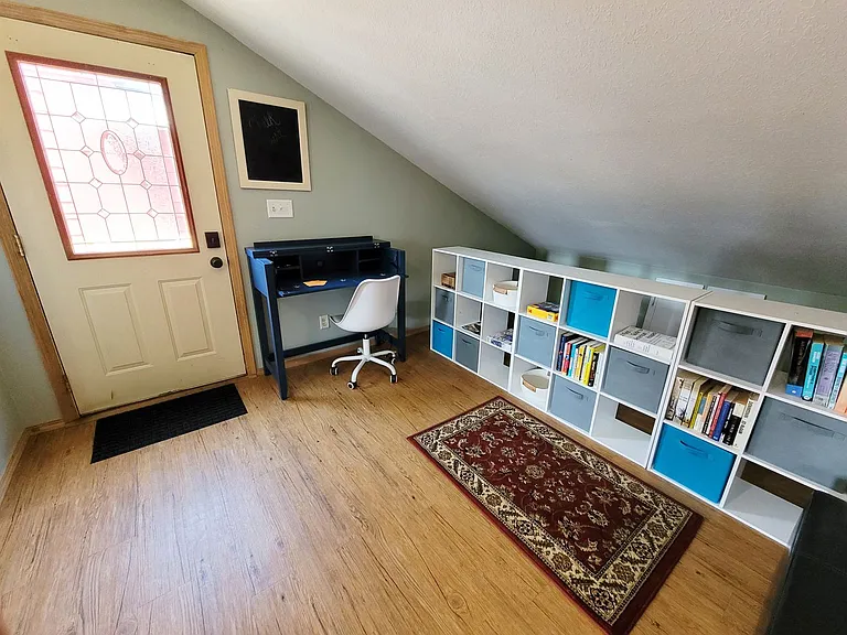 1601 Baxter Ave — Photo 3