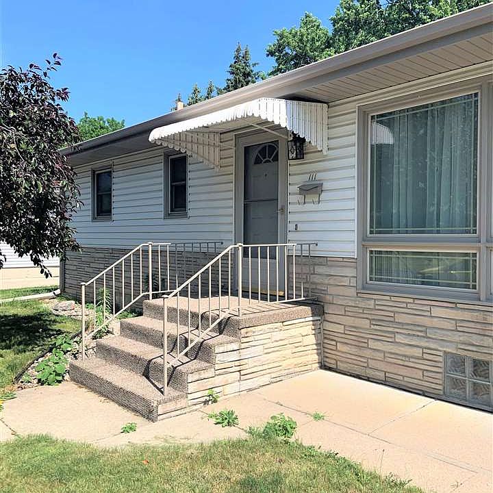 2nd image of 111 E Prospect Ave