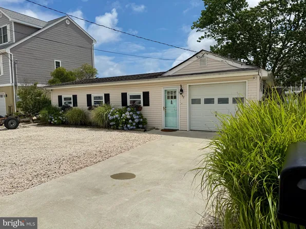 57 Albert Dr, Manahawkin, NJ 08050