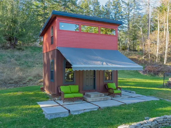 826 E Herron Blvd NW, Lakebay, WA 98349