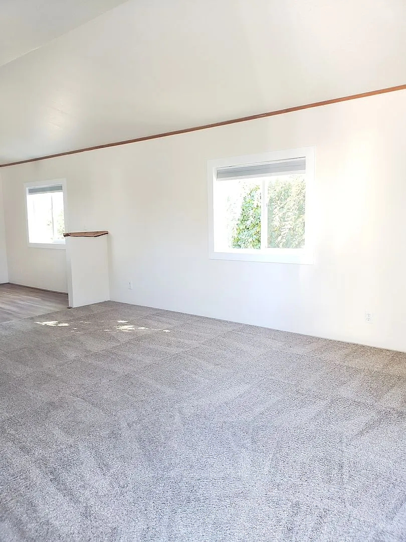 Monterey Mobile Home Park — Photo 2