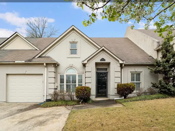 732 Canyon Creek Ln, Birmingham, AL 35216