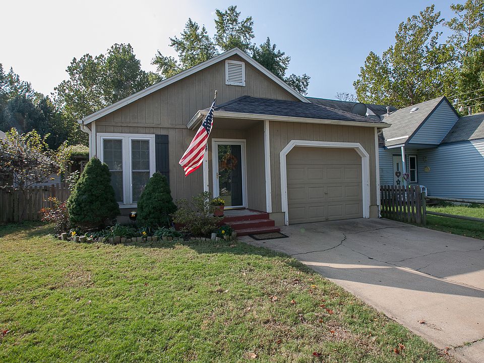 Cute as a button home