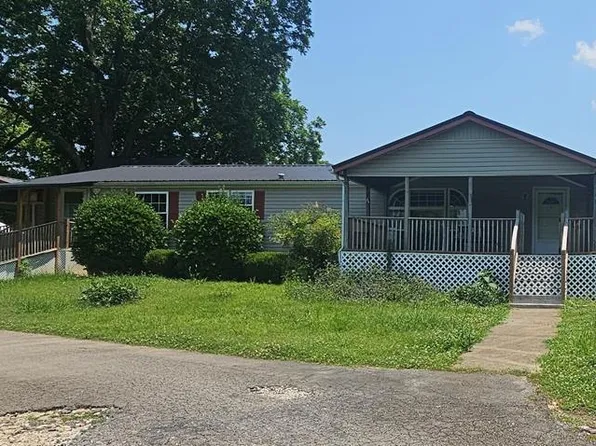 414A Evergreen St, Greenfield, TN 38230