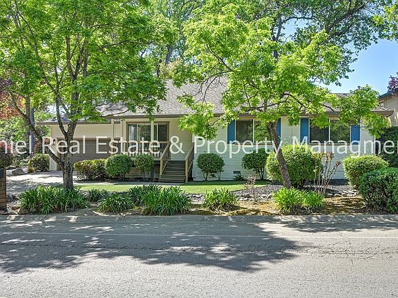 3rd image of 2277 Knollwood Dr