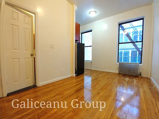 Rented by Lexington Real Estate Group | media 15