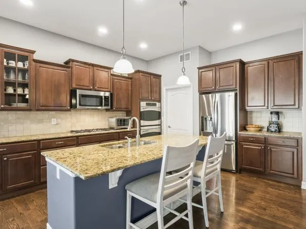 8169 S Blackstone Parkway, Aurora, CO 80016