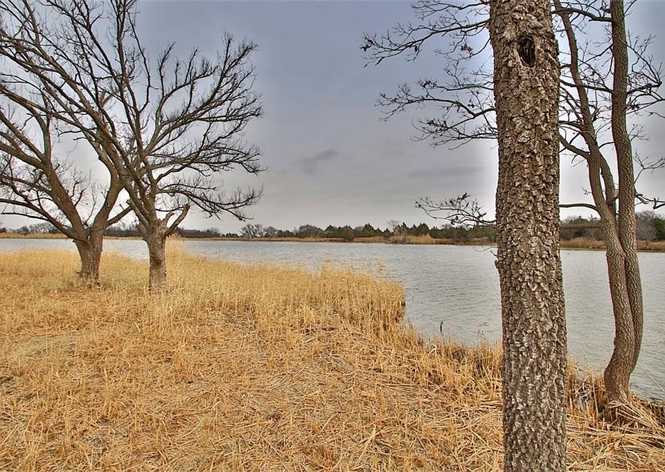 2nd image of 8904 NW 135th Pl Lot 1