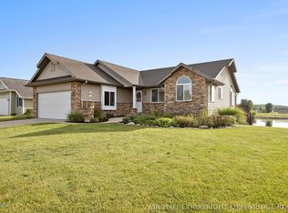 1827 Briar Hill Dr, Hastings, MI 49058