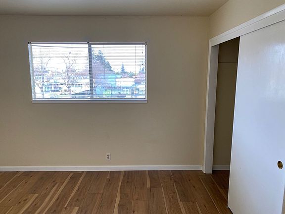 5th image of 500 Chiquita Ave #20