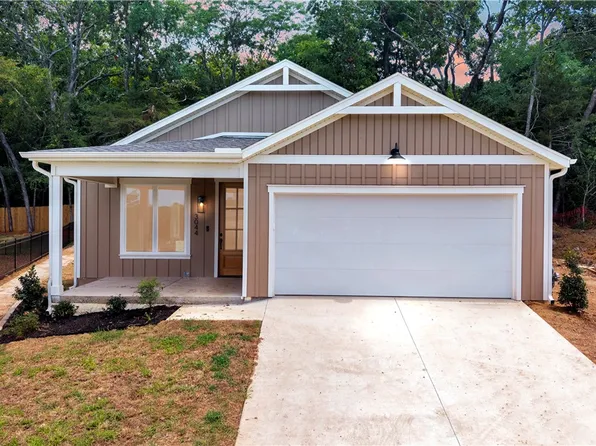 3044 N Little Crew Dr, Fayetteville, AR 72703