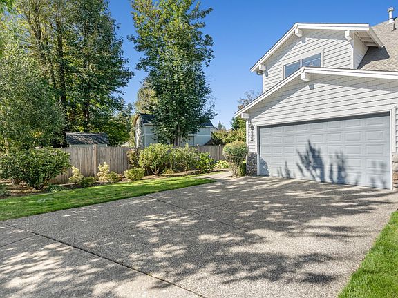 2nd image of 319 196th Pl SW Unit 101