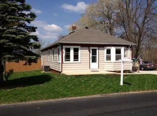 624 Mill Ave, Union Grove, WI 53182