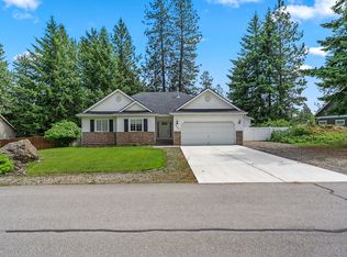 8290 N Uplands Dr, Hayden Lake, ID 83835