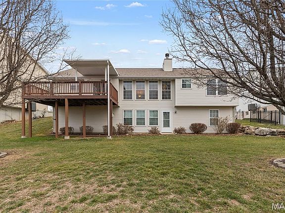 2nd image of 14 Winter Valley Dr