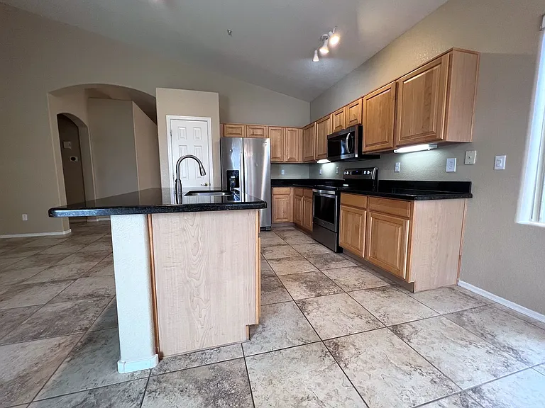 9689 E Friess Dr — Photo 15