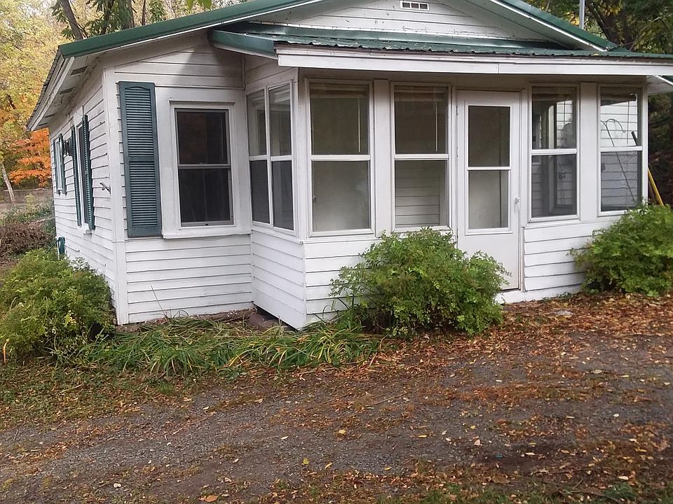 2nd image of 419 N Adams St