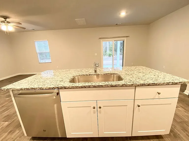 326 Ladyfish Loop NW — Photo 10