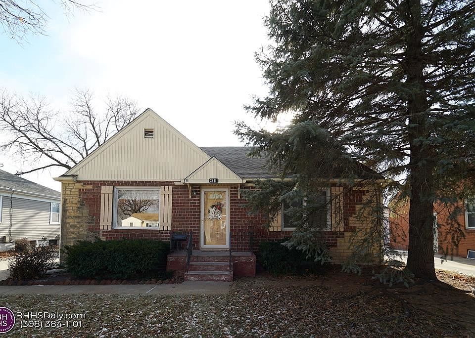1st image of 2611 W Koenig St