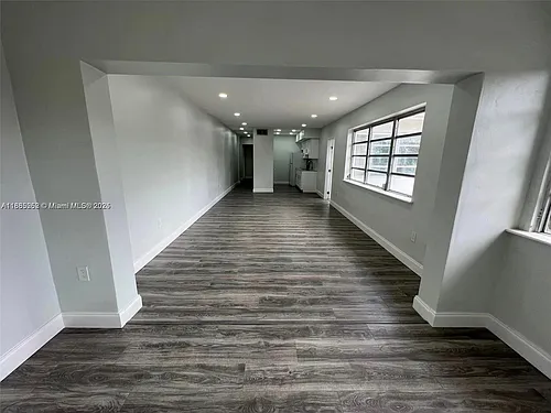 245 NE 191st St #3014 Photo 1