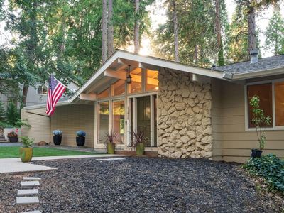 11450 Marjon Dr, Nevada City, CA, 95959