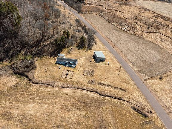 4th image of N5566 Sunny Brook Rd