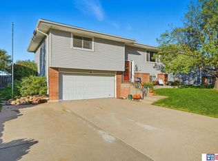 13830 Newgate St, Waverly, NE 68462