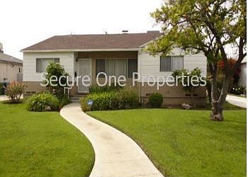 3rd image of 6027 Ventura Canyon Ave