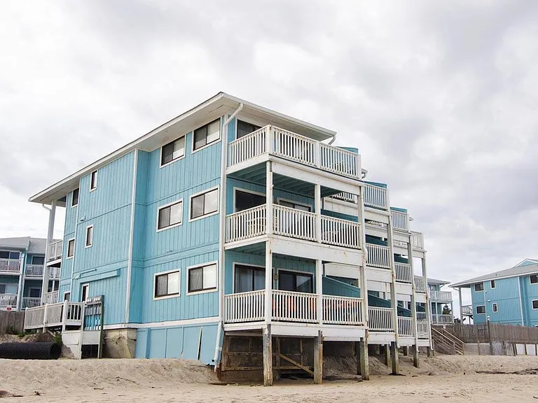 1437 S Fort Fisher Blvd #P-3 — Photo 22