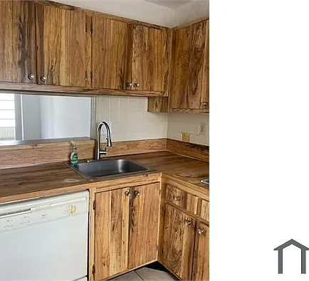 3001 NW 48th Ave — Photo 4
