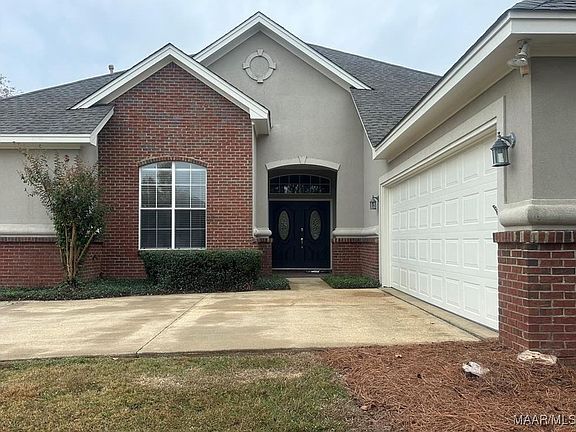 2nd image of 8530 Carillion Pl