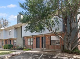 716 W Mulberry St APT 1A, Denton, TX 76201